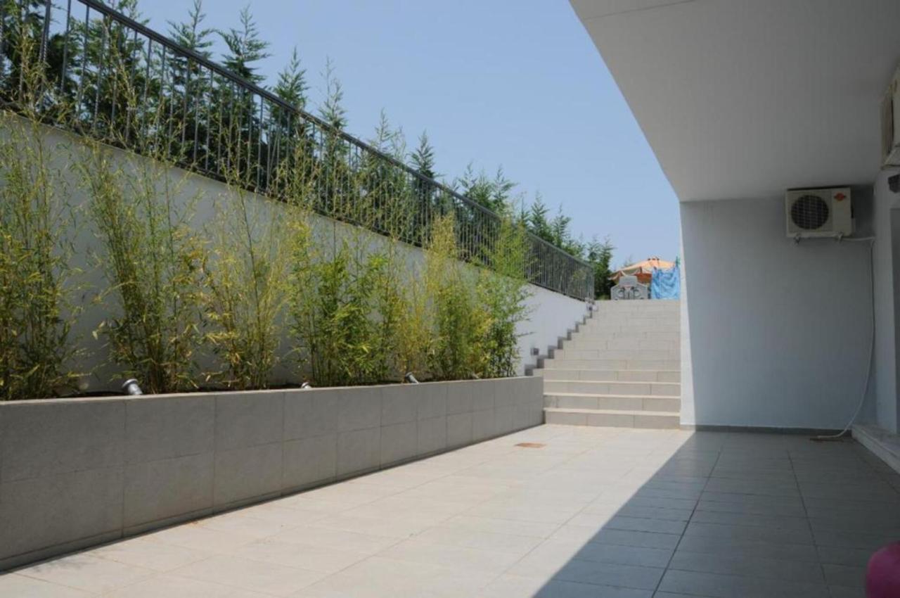 Luxurious 6 Bedroom Villa In A Great Location Chalkida Exterior photo